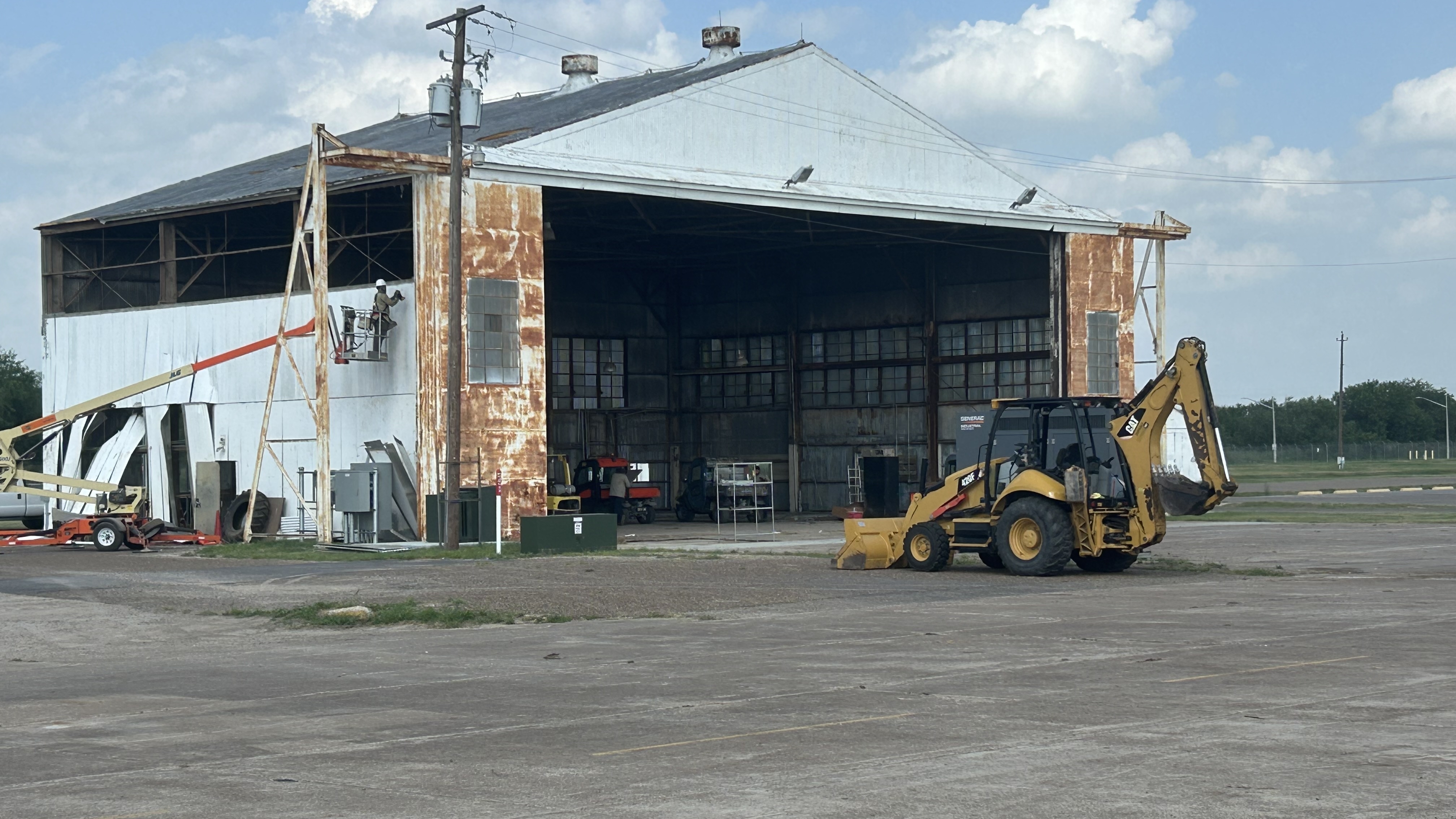 Dispersal facility construction in Texas