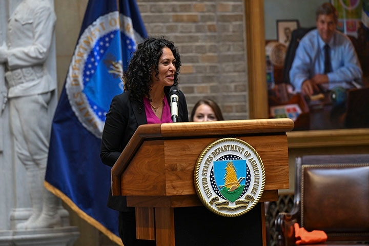 feds-feed-families-3.jpg