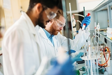 lab technicians 